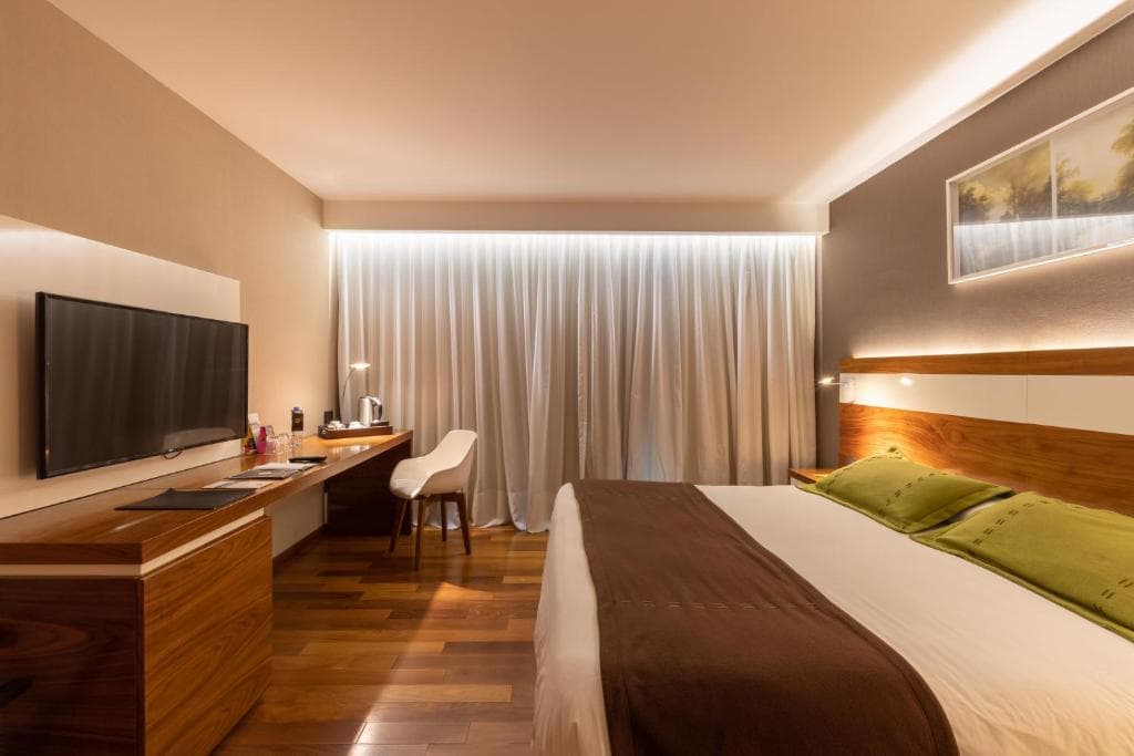 Y111 Hotel